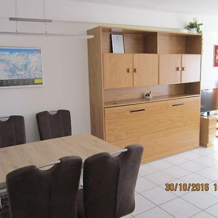 Flumina - Ferienwohnung Fuer Max. 4 Personen Φιλμς Εξωτερικό φωτογραφία